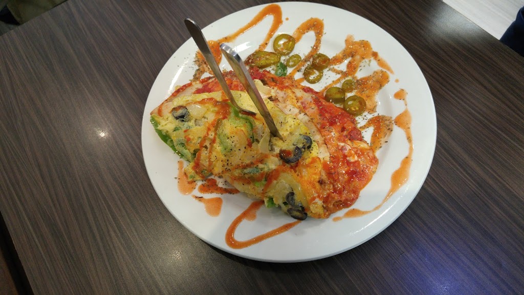 Cafe Plus Bakery and Shawarma | 3476 Glen Erin Dr, Mississauga, ON L5L 2R4, Canada | Phone: (905) 997-8100