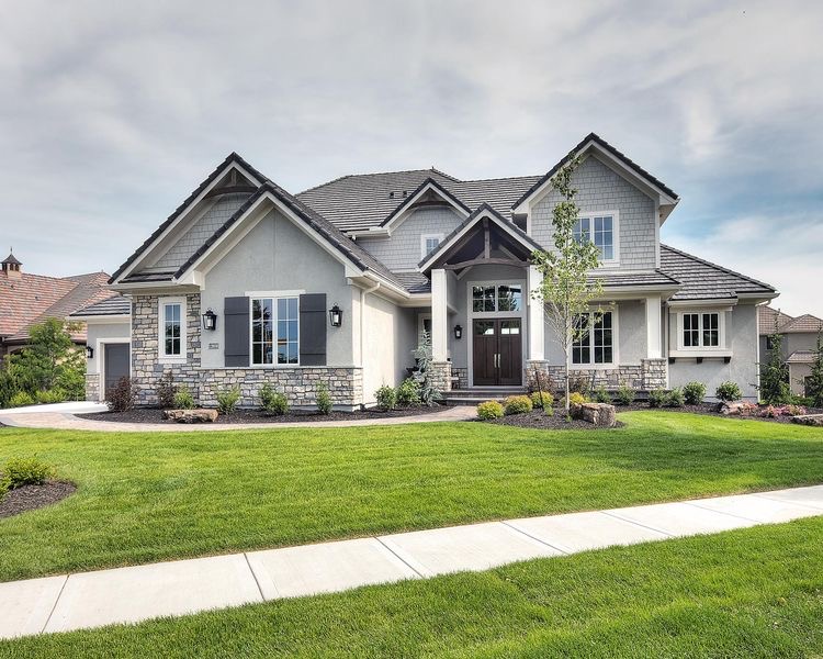 Carolanne Poirier - Courtier immobilier résidentiel | 14000 Rue de la Chapelle, Mirabel, QC J7J 2C8, Canada | Phone: (438) 350-0075