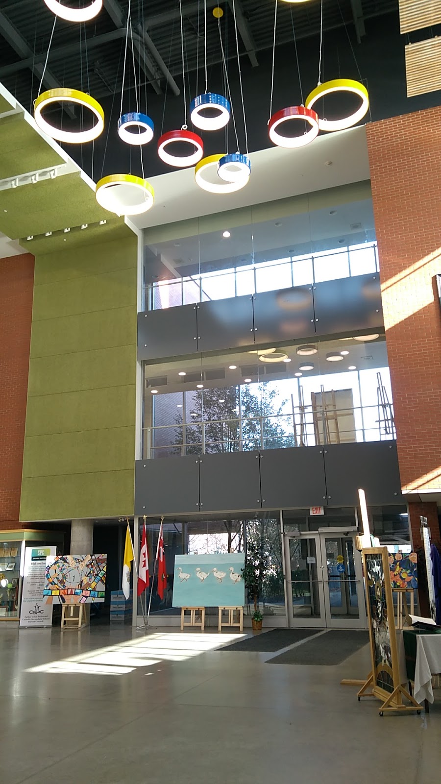Ken Cox Community Centre | 28 Colonel Samuel Smith Park Dr, Etobicoke, ON M8V 4B7, Canada | Phone: (416) 392-6355