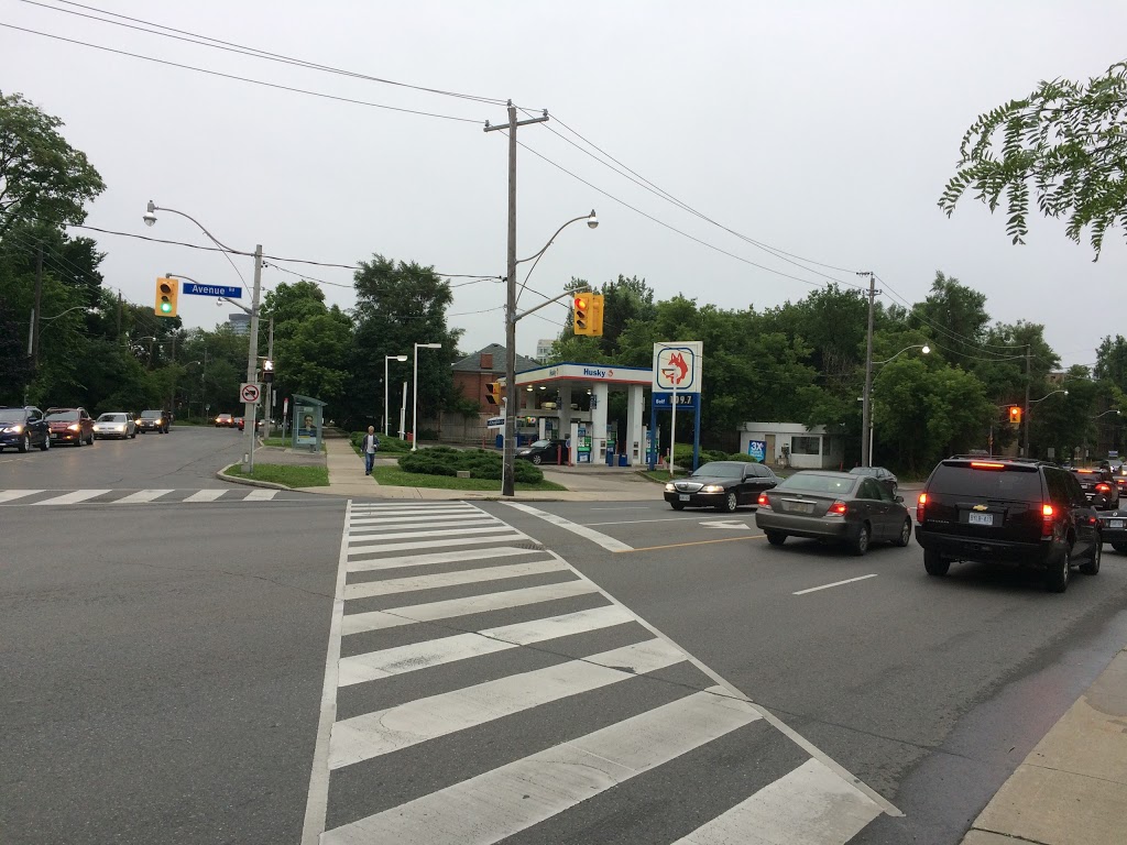 Husky | 861 Avenue Rd, Toronto, ON M5P 2K4, Canada | Phone: (416) 488-8989