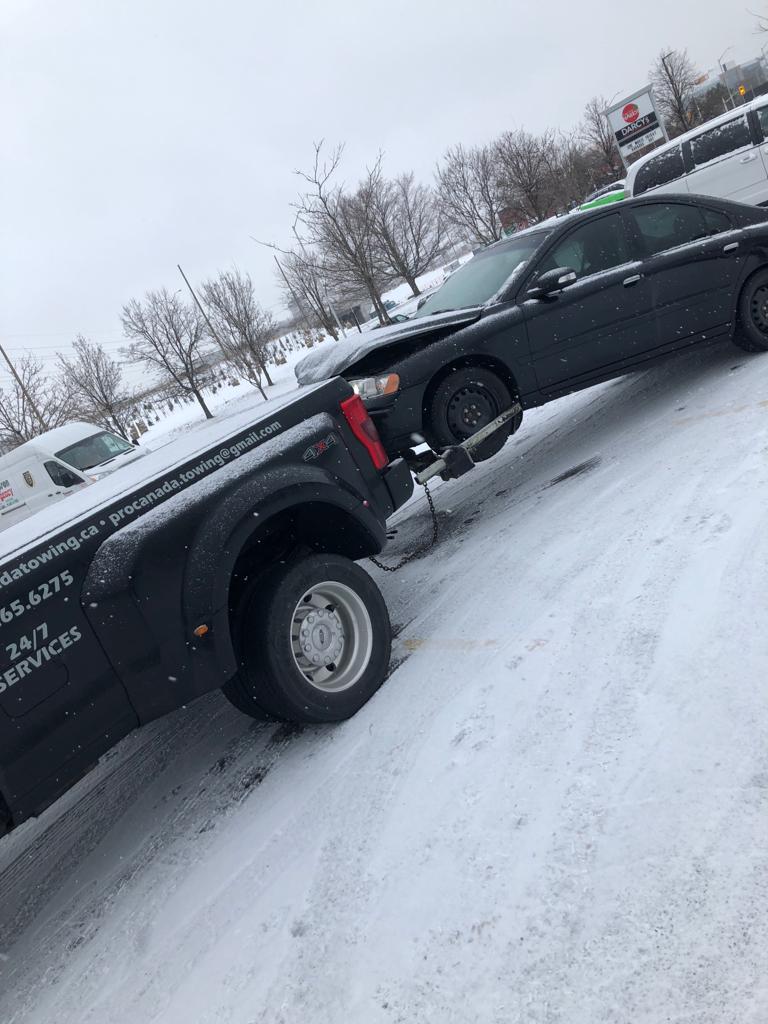 Pro-Canada Towing & recovery Inc | 1326 Aurele St, Gloucester, ON K1B 3L3, Canada | Phone: (613) 265-6275