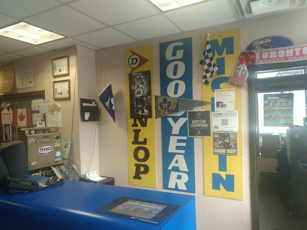Old Park Auto Service | 951 Roselawn Ave, Toronto, ON M6B 1B6, Canada | Phone: (416) 782-8888