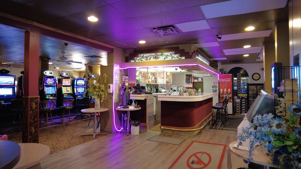Sundre Motor Inn VLT Lounge | 101 3 St SW, Sundre, AB T0M 1X0, Canada | Phone: (403) 638-4440
