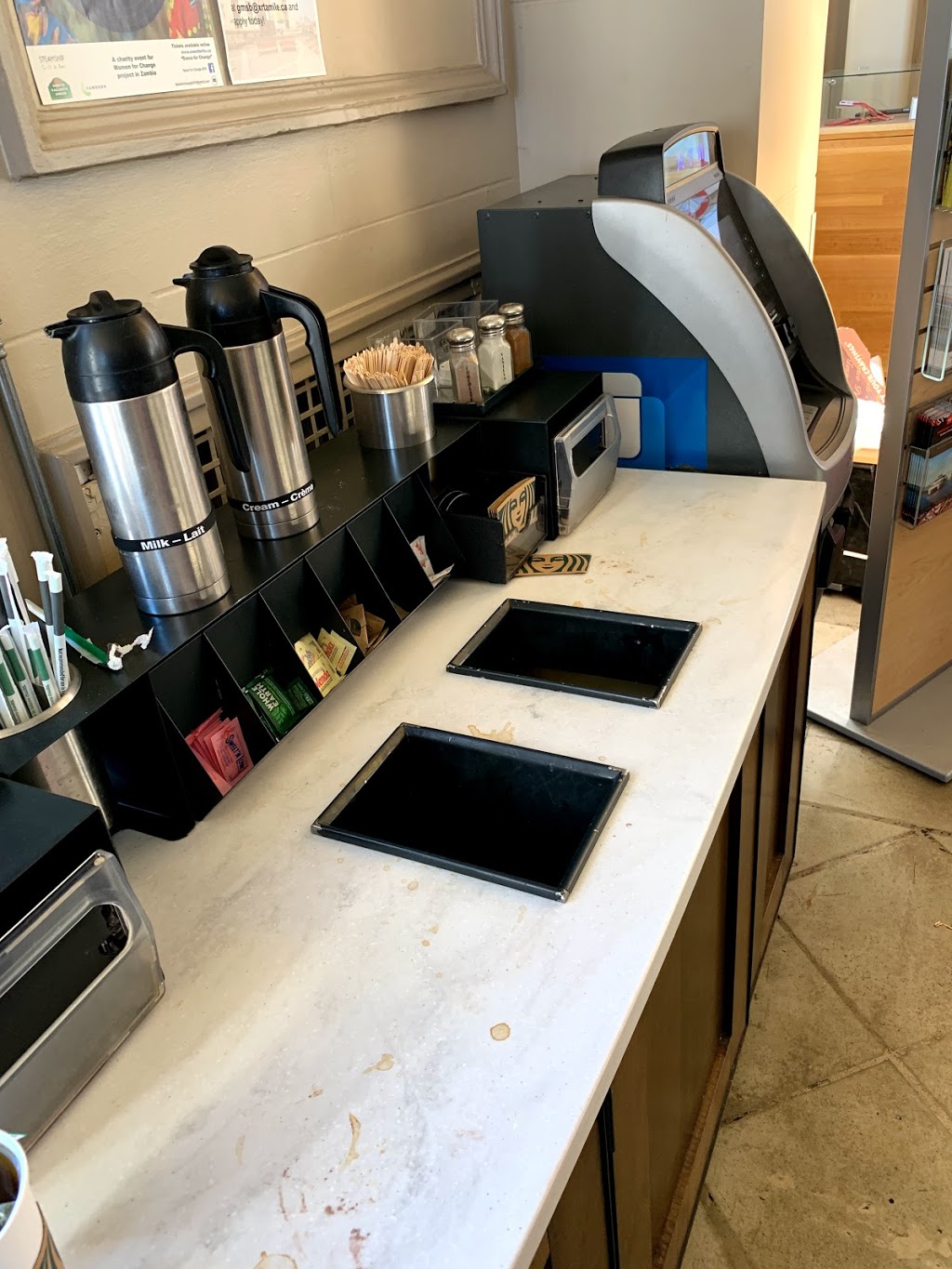 Starbucks | 470 Belleville St, Victoria, BC V8V 1W9, Canada | Phone: (778) 433-0424