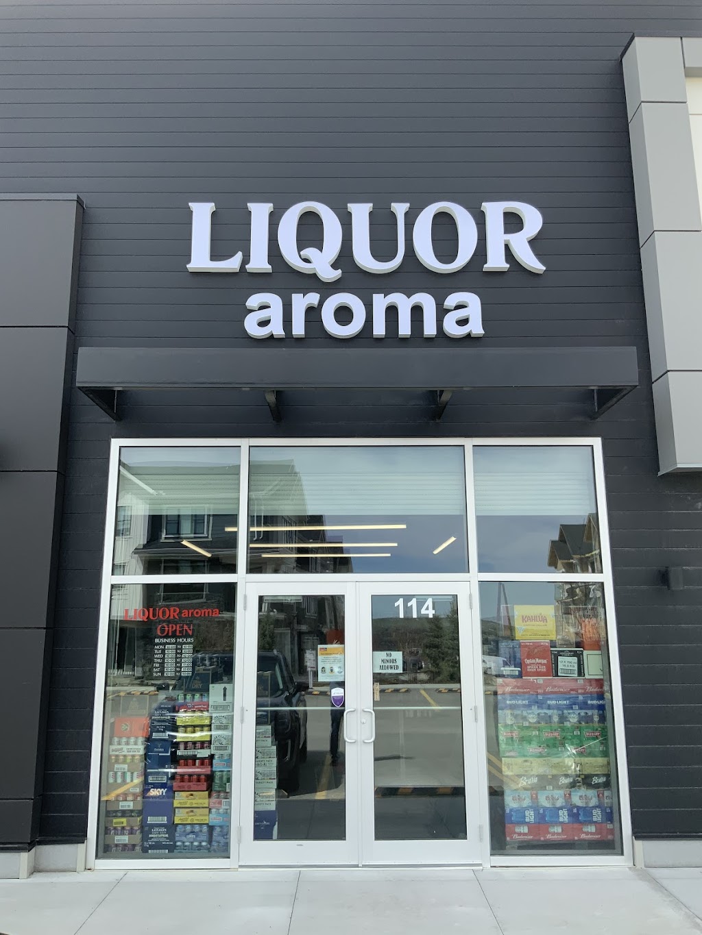 LIQUOR AROMA | 30 Crestridge Common SW #114, Calgary, AB T3B 6K2, Canada | Phone: (587) 623-1044