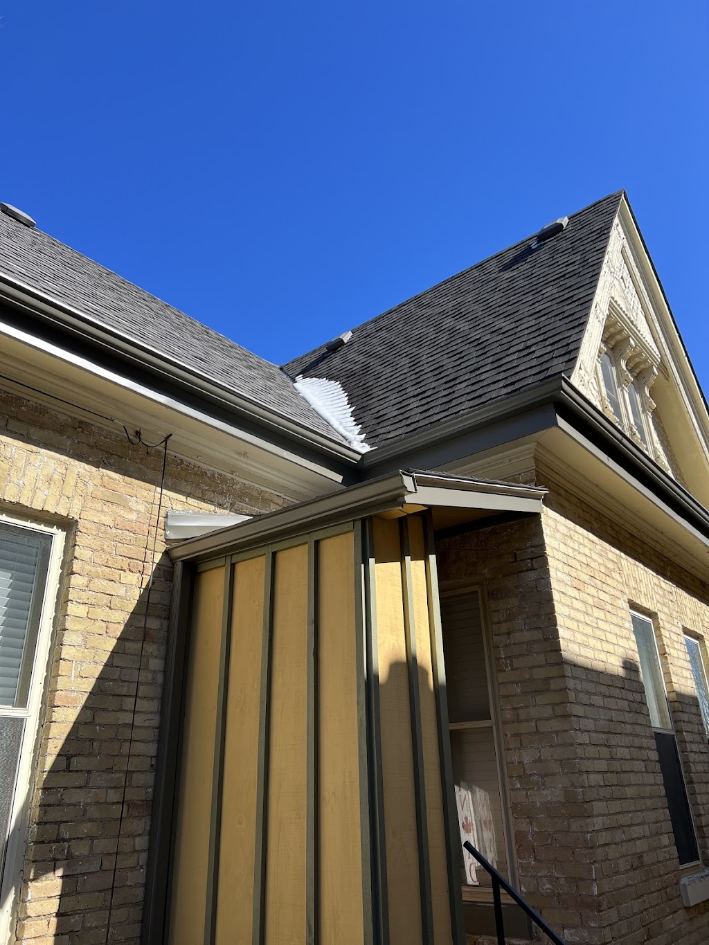 Forest City Eavestrough | 385 Sugarcreek Trail #404, London, ON N6H 0J3, Canada | Phone: (519) 614-1873