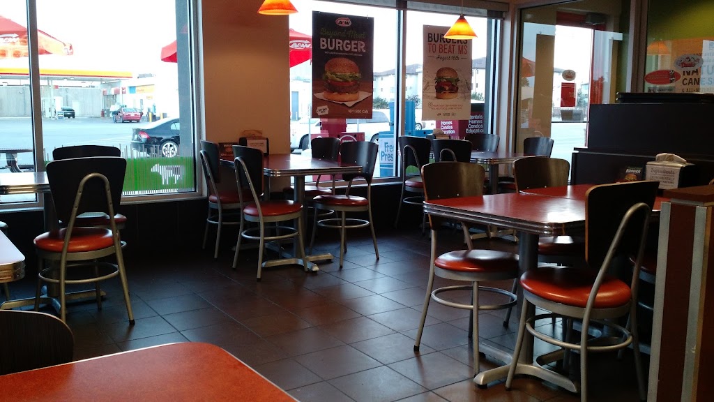 A&W Canada | 2230 McPhillips St, Winnipeg, MB R2V 3C8, Canada | Phone: (204) 697-8180