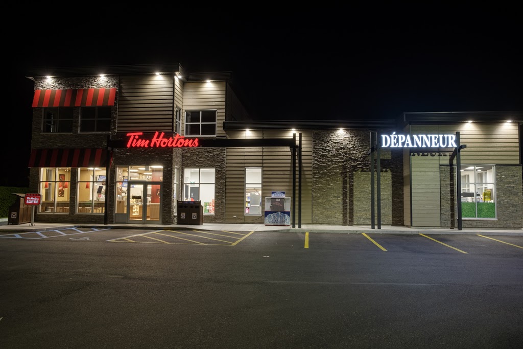Tim Hortons | 1410 A Rue Principale, Saint-Étienne-des-Grès, QC G0X 2P0, Canada | Phone: (819) 655-0110