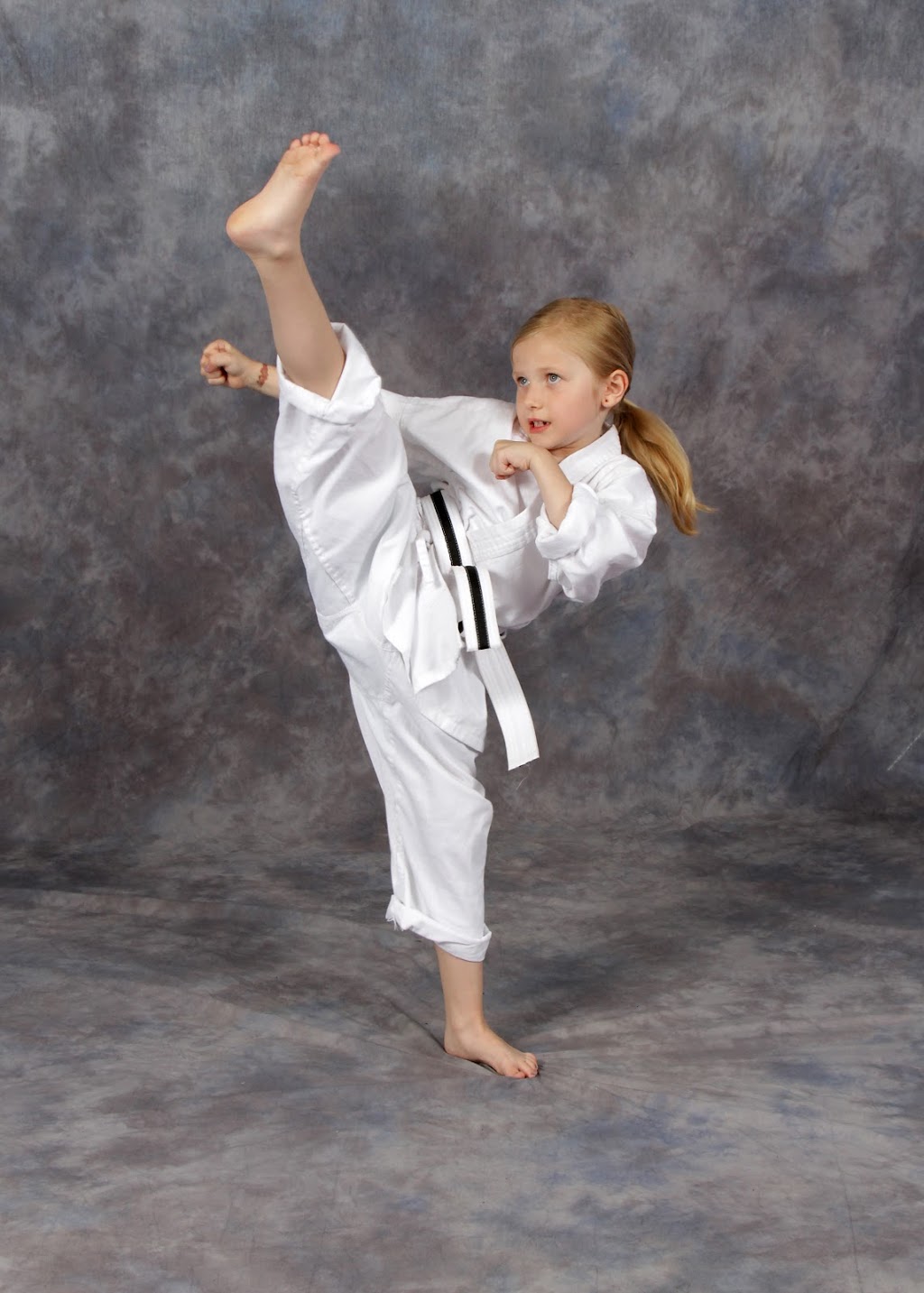 Bernardo Karate And Cardio Kickboxing | 1165 Oxford St E, London, ON N5Y 3L7, Canada | Phone: (519) 659-2504