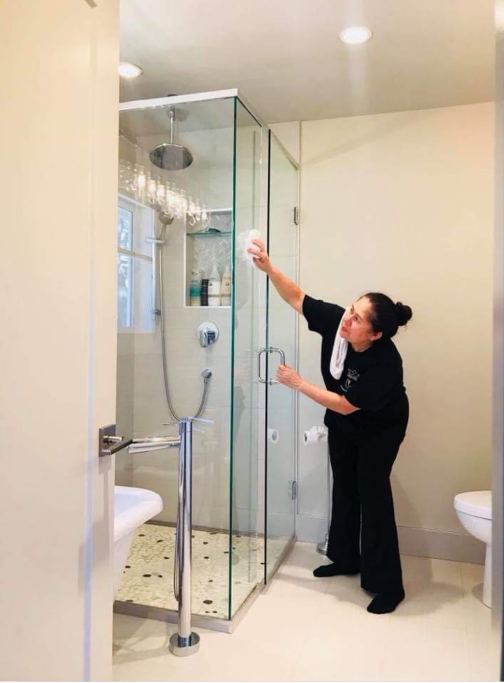 Luxcor Cleaning Services Inc. | 810 Humboldt St Suite #A02, Victoria, BC V8V 5B1, Canada | Phone: (604) 765-4468