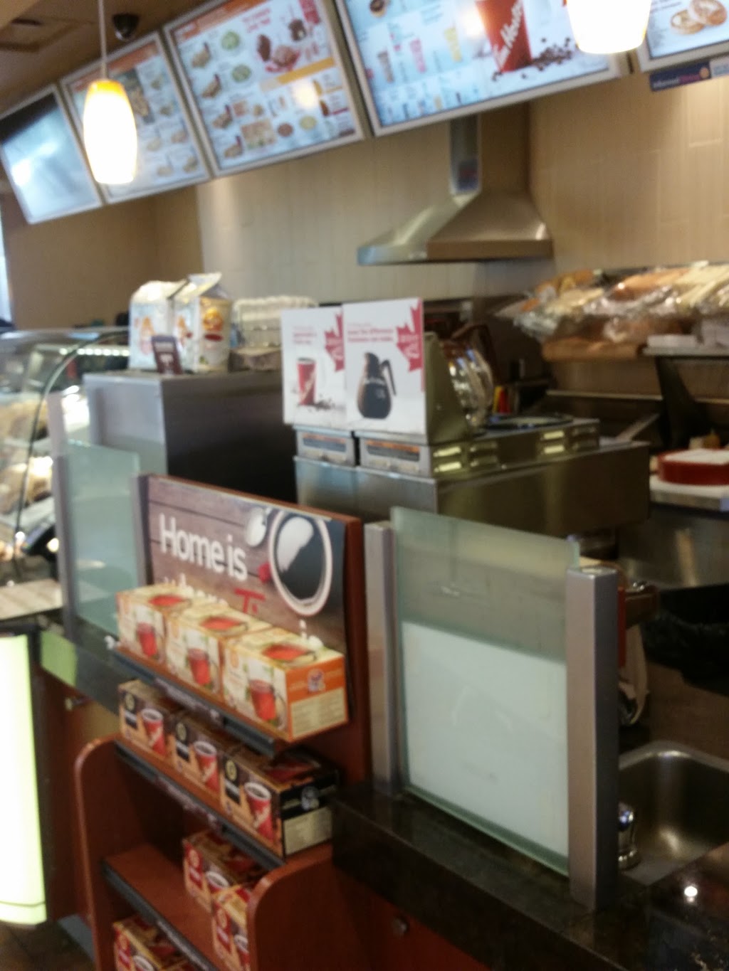 Tim Hortons | Winnipeg International Airport, 2001 Wellington Ave, Winnipeg, MB R3H 1C1, Canada | Phone: (204) 786-4670