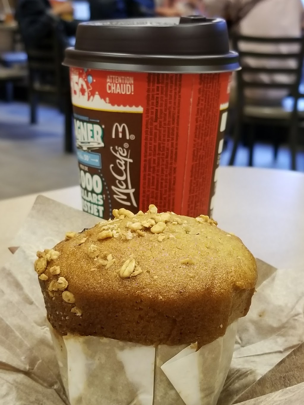 McDonalds | 377 Burnhamthorpe Rd E, Mississauga, ON L5A 3Y1, Canada | Phone: (905) 270-3529