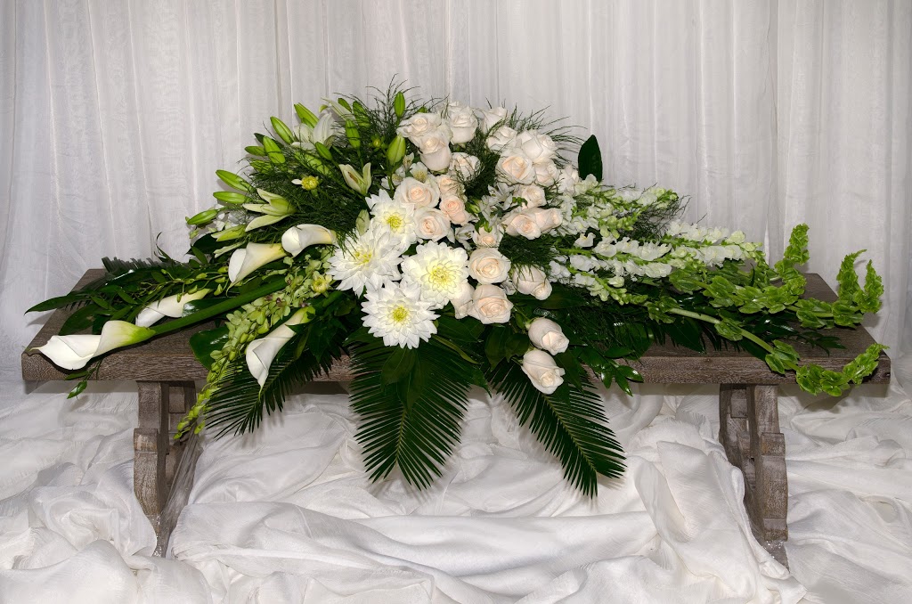 Flower Boutique | 20 Polonia Ave #113, Brampton, ON L6Y 0K7, Canada | Phone: (905) 450-0555