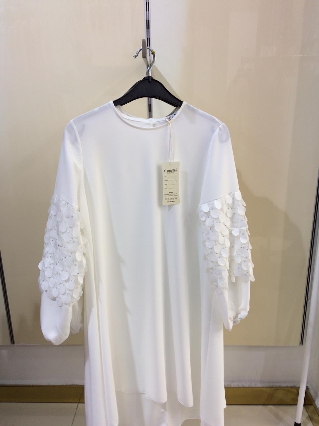 Istanbul fashion 2 Rexdale Boulevard TORONTO Ontario M9w6z3 3w8 | 2 Rexdale Blvd, Etobicoke, ON M9W 3W8, Canada | Phone: (416) 792-0446