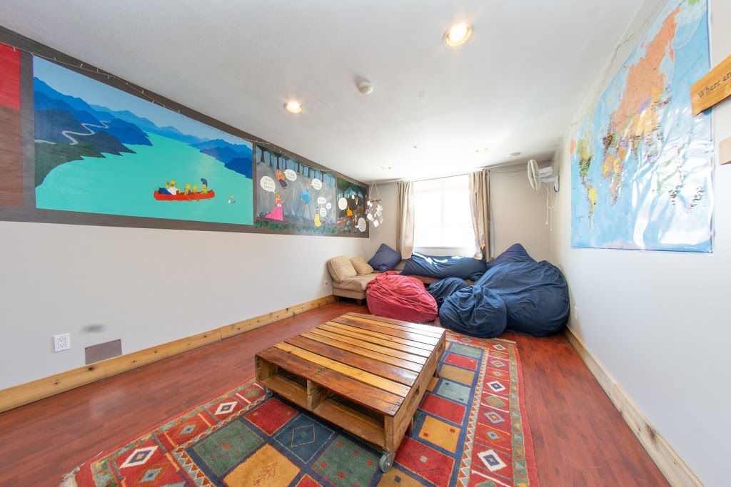 Squamish Adventure Inn & Hostel | 38220 BC-99, Squamish, BC V8B 0A5, Canada | Phone: (604) 892-9240