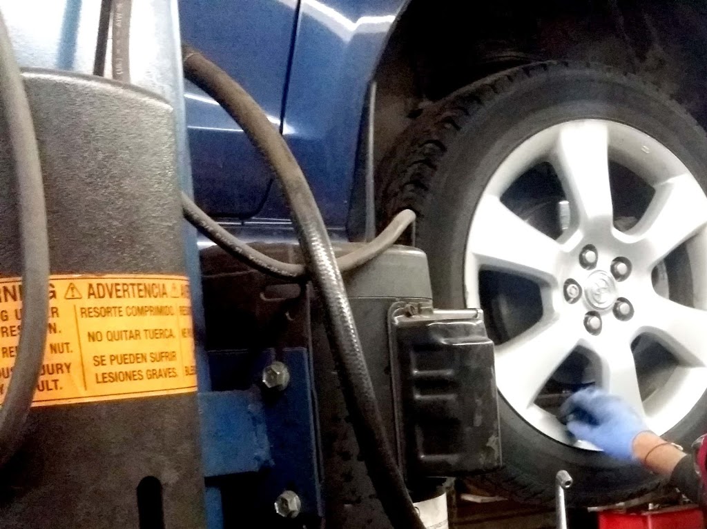 Jays Auto Repair | 100 Melford Dr Unit 8, Scarborough, ON M1B 2G4, Canada | Phone: (416) 412-7460