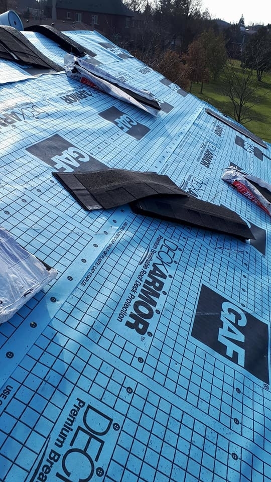 Laras Roofing | 9 Lester Ave, York, ON M6M 1V9, Canada | Phone: (647) 975-8857