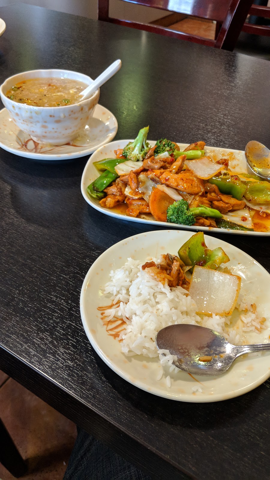 Lucky Chinese Restaurant | 3774 Lawrence Ave E, Scarborough, ON M1G 1P9, Canada | Phone: (416) 431-0383