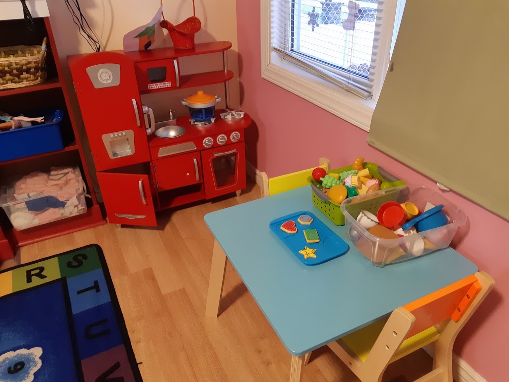 Bumble Bee Child Care Centre | 11028 106 Ave NW, Edmonton, AB T5H 0R3, Canada | Phone: (780) 802-3416