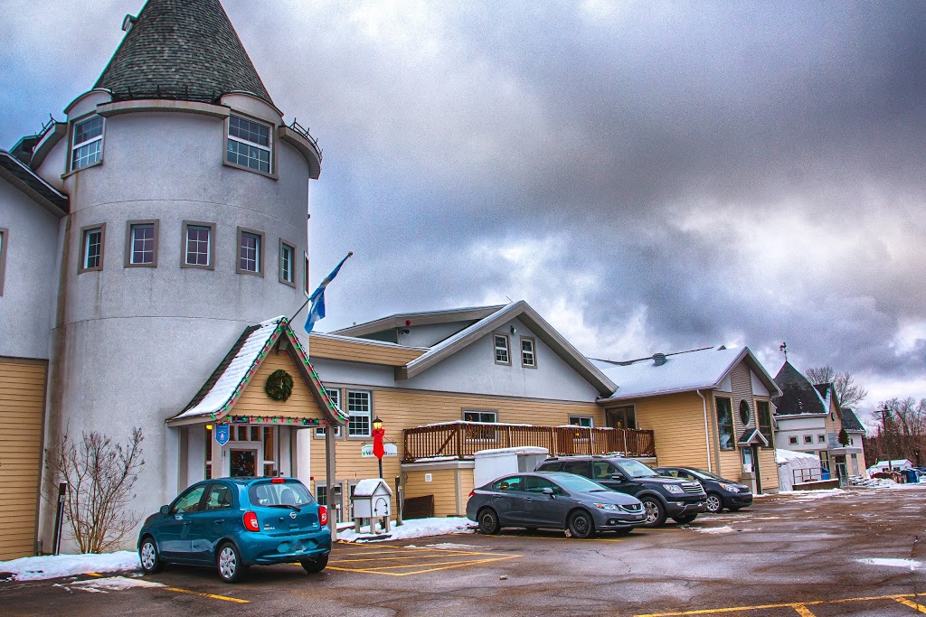 LAuberge du Mont | 200 Boulevard St Sacrement, Saint-Gabriel-de-Valcartier, QC G0A 4S0, Canada | Phone: (418) 844-3771