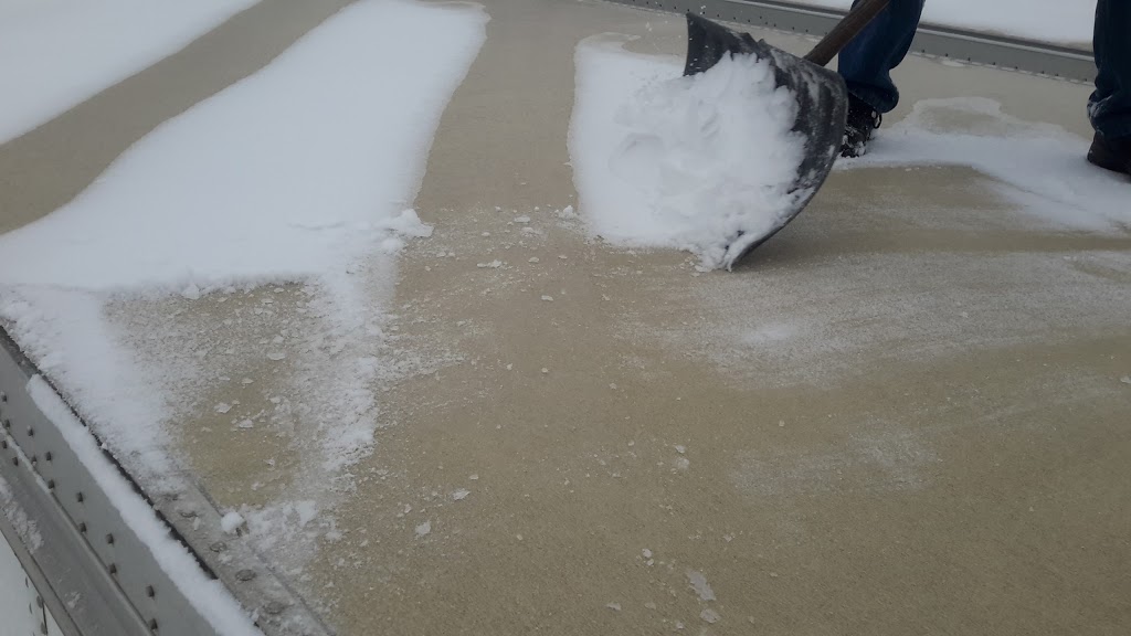 Déneigement de toitures Excel - Roof Snow Removal Service | 21 A Rang S, Saint-Thomas, QC J0K 3L0, Canada | Phone: (450) 803-5626