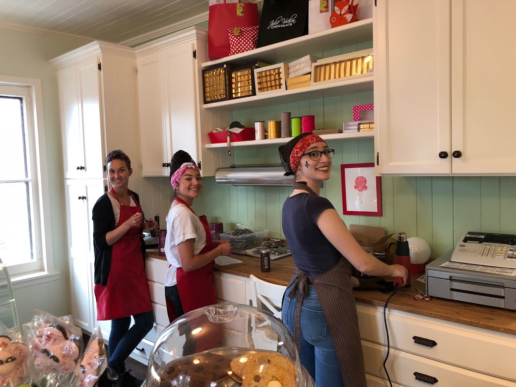 Julie Vachon Chocolats | 243 Chemin du Roy, Deschambault, QC G0A 1S0, Canada | Phone: (418) 286-6698