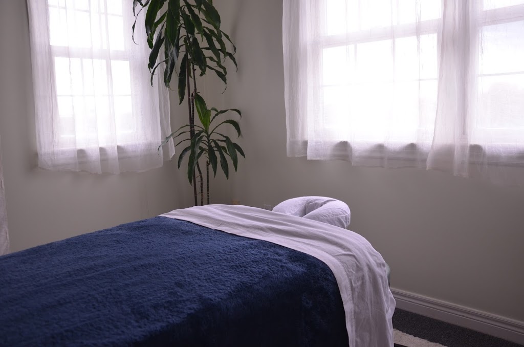 Meristem Massage Therapy | 3722 Carp Rd, Carp, ON K0A 1L0, Canada | Phone: (613) 200-7677