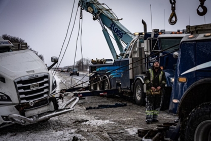 Ross Towing And Transportation Services Inc | 995 Pond Mills Rd, London, ON N6N 1C3, Canada | Phone: (519) 685-8585