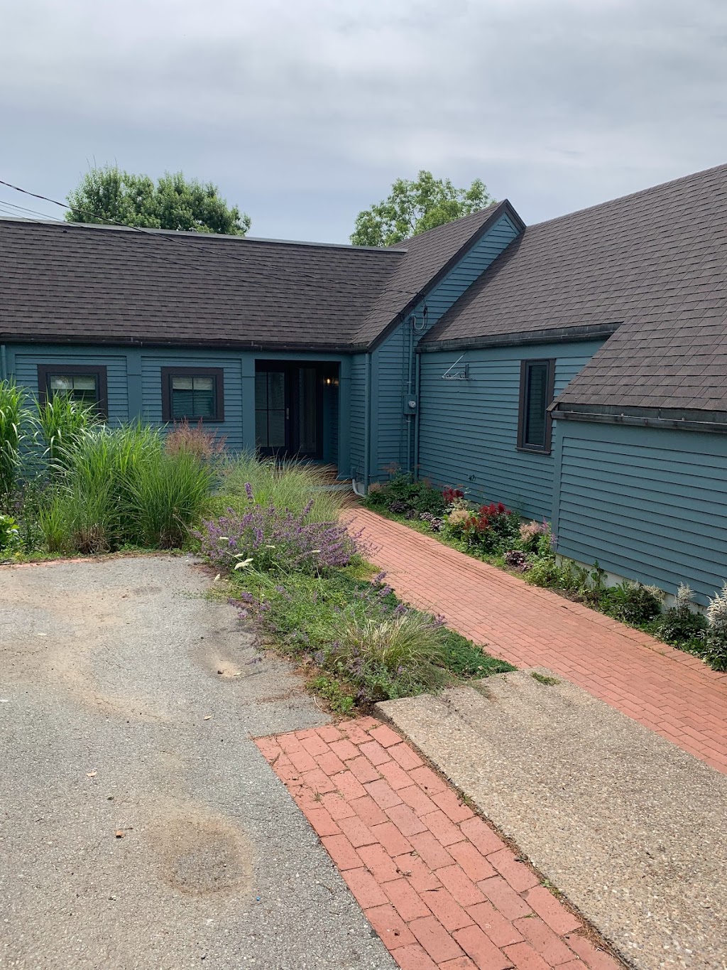 Halifax Real Estate with Laura MacIntosh | 222 Waterfront Dr #106, Bedford, NS B3A 0H3, Canada | Phone: (902) 229-8209