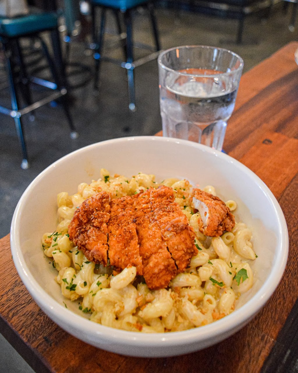 Browns Crafthouse 124th St. | 10141 124 St, Edmonton, AB T5N 1P5, Canada | Phone: (780) 761-1240