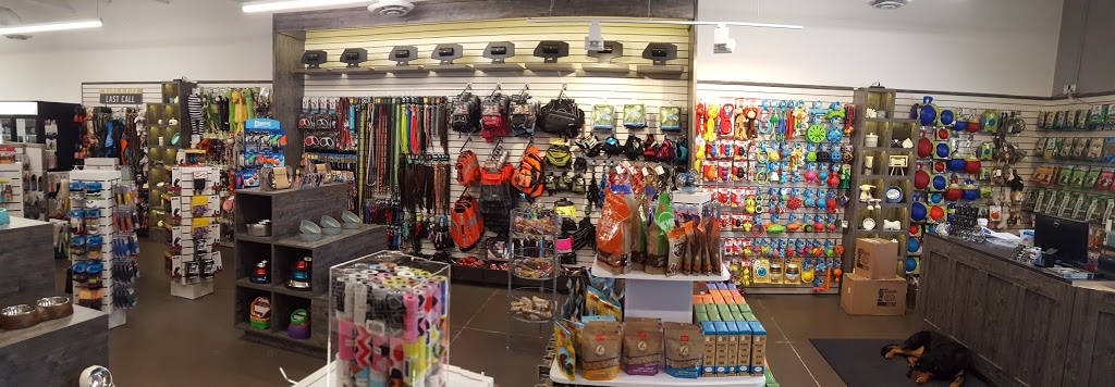 Bark & Fitz | 2501 Prince Michael Dr d2, Oakville, ON L6H 0E9, Canada | Phone: (905) 257-4700