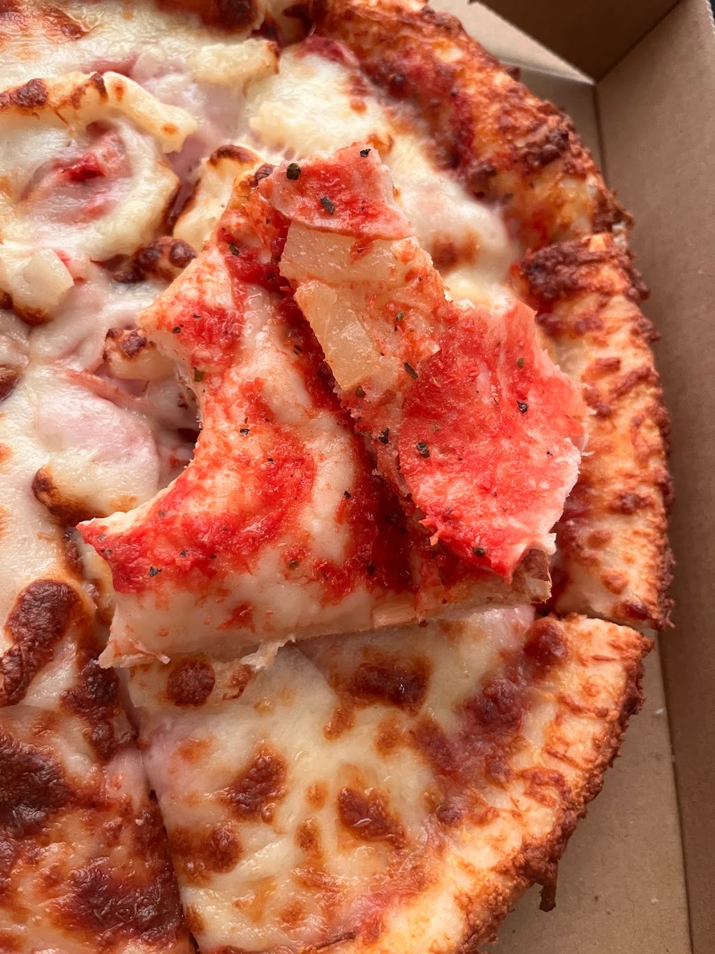 Villages Pizza | 3967 17 Ave SW, Calgary, AB T3E 0C3, Canada | Phone: (403) 217-3777