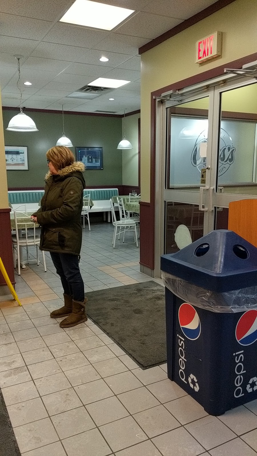 Chess Fish and Chips | 127 Columbus Dr, Carbonear, NL A1Y 1A6, Canada | Phone: (709) 596-2600