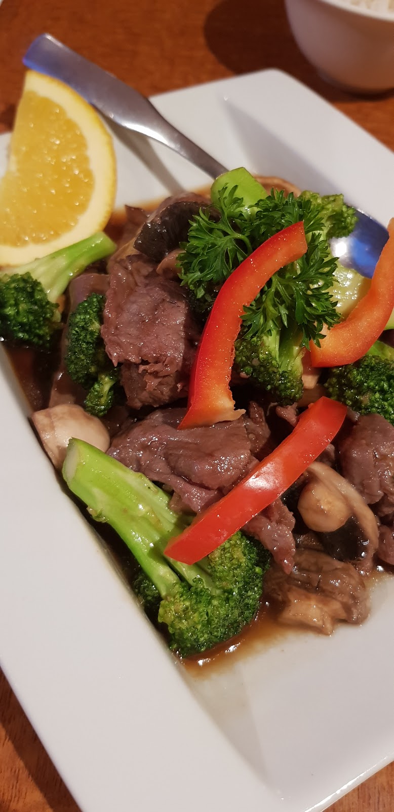 Thai Chef Cuisine | 233 Roncesvalles Ave, Toronto, ON M6R 2L6, Canada | Phone: (416) 915-0095