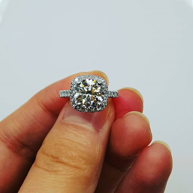 H&F Jewellery and Jade | Unit 150 - First Markham Place, 3255 Hwy 7, Markham, ON L3R 3P9, Canada | Phone: (905) 480-1038