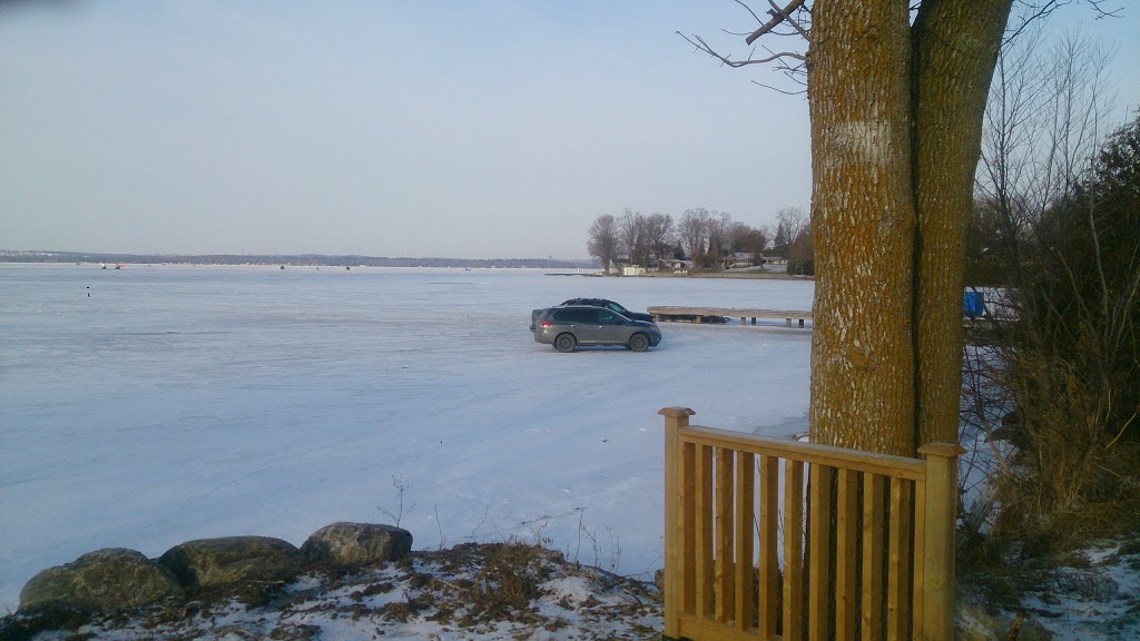 Rayners Park | 50-52 Lake Dr N, Keswick, ON L4P 1A4, Canada