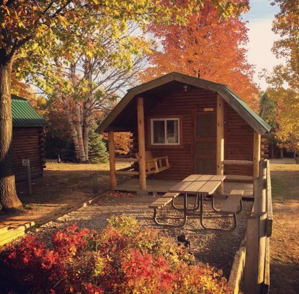 Barrie KOA Holiday | 3138 Penetanguishene Rd, Barrie, ON L9X 1Z7, Canada | Phone: (705) 726-6128