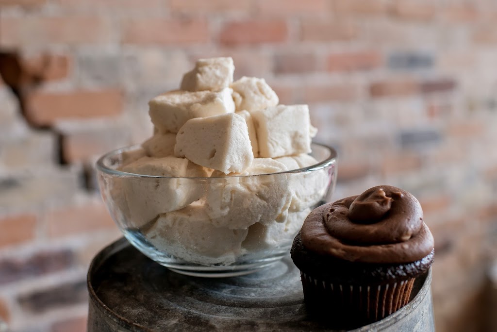 Baked4U | West, 1837 Lansdowne Street #9a, Peterborough, ON K9K 1R4, Canada | Phone: (705) 874-1695