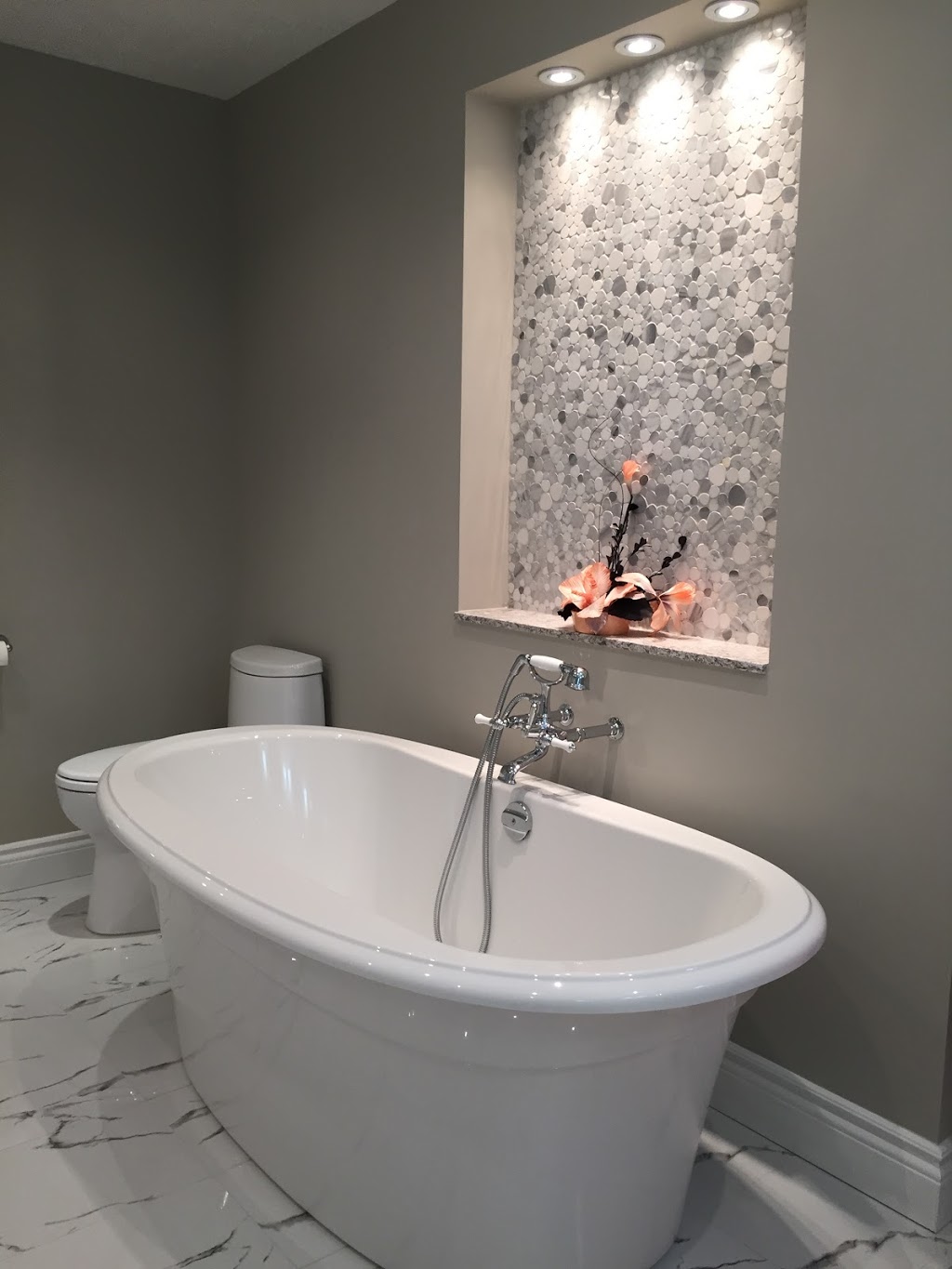 NOVA BATH LTD | 595 Speers Rd, Oakville, ON L6K 2G4, Canada | Phone: (905) 845-0004