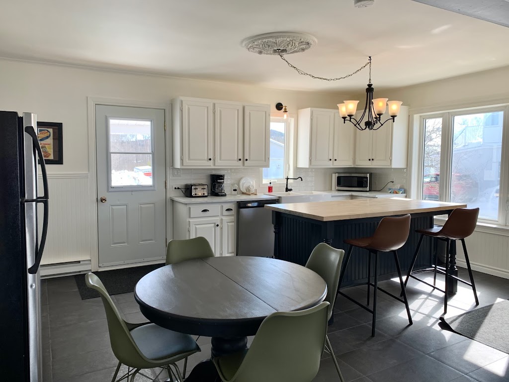 La Villageoise, Saint-Michel Des Saints | 740 Rue Brassard, saint michel des saints, QC J0K 3B0, Canada | Phone: (514) 235-6126