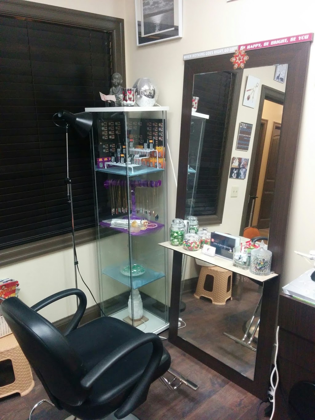 Look At Her Hair Studio | 170 N Queen St unit K suite 3, Etobicoke, ON M9C 1A8, Canada | Phone: (647) 227-2497