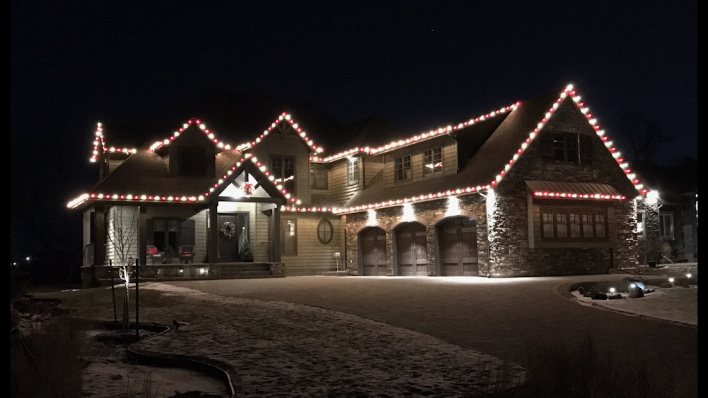 Christmas light installations winnipeg | 667 Pasadena Ave, Winnipeg, MB R3T 2T2, Canada | Phone: (204) 403-0403