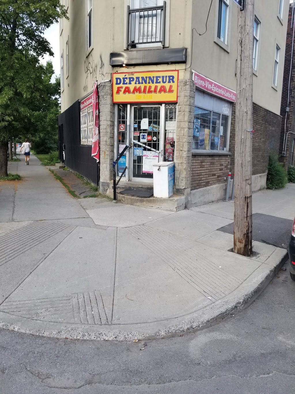 Dépanneur Familial | 5301 Chemin de la Côte-Saint-Paul, Montréal, QC H4C 1X3, Canada | Phone: (514) 933-2945