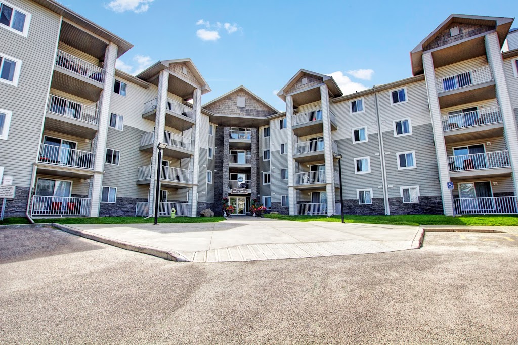 Somerset Pointe Apartment Homes | 7000 Somervale Ct SW, Calgary, AB T2Y 4M2, Canada | Phone: (403) 879-3143