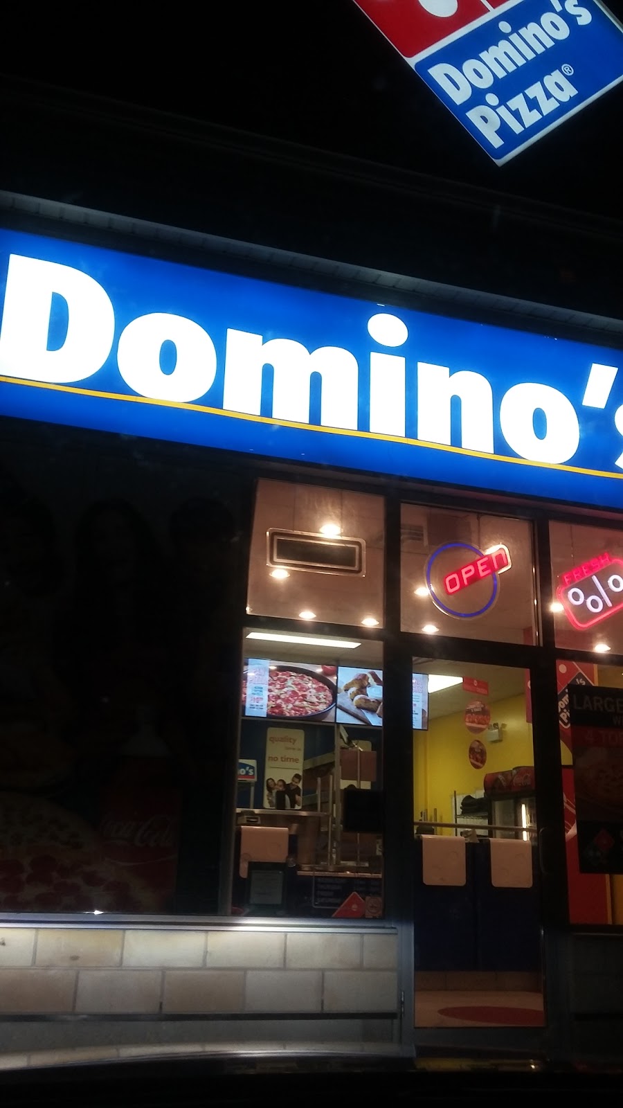 Dominos | 490 Mapleview Dr W, Barrie, ON L4N 6C3, Canada | Phone: (705) 728-0330