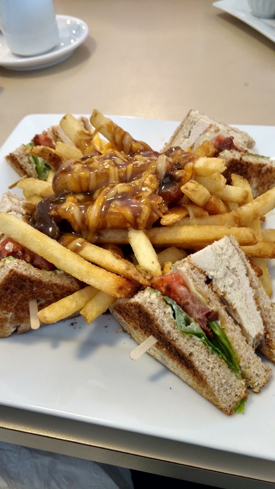The Finer Diner | Canada, 9976 Peggys Cove Rd, Hacketts Cove, NS B3Z 3J3, Canada | Phone: (902) 821-3434