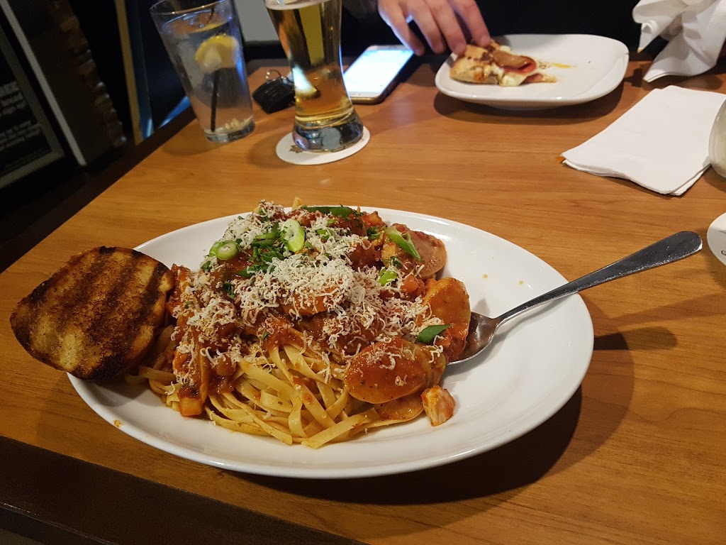 Boston Pizza | 2372 Durham Regional Hwy 2, Bowmanville, ON L1C 4Z3, Canada | Phone: (905) 623-9993