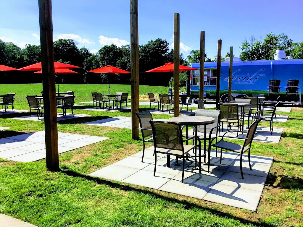 Frisky Beaver Wines | 455 Radical Rd, Simcoe, ON N3Y 4K2, Canada | Phone: (519) 900-3034