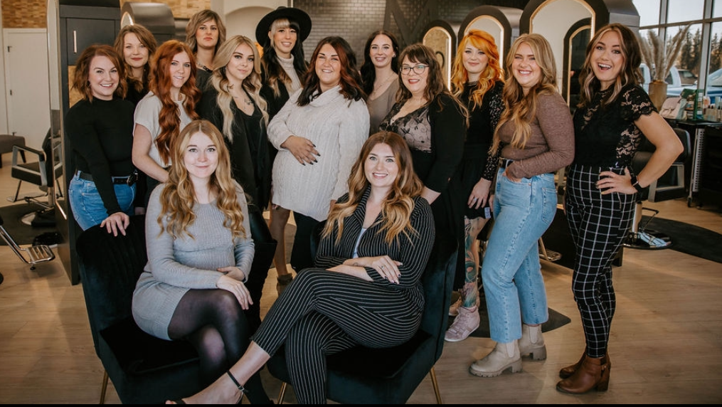 Masterpiece Salon | 1109 20 Sharpe Ave, Red Deer, AB T4R 0V2, Canada | Phone: (403) 986-3776