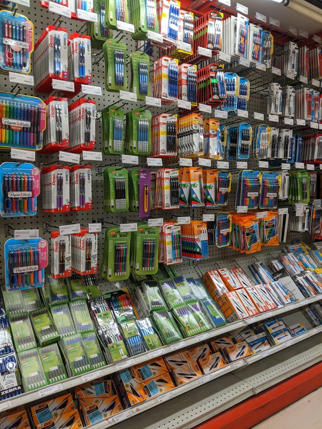 Staples | 3150 Dufferin St, Toronto, ON M6A 2T1, Canada | Phone: (416) 785-5335